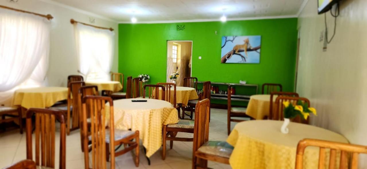 Sparkles Resort Meru Kültér fotó
